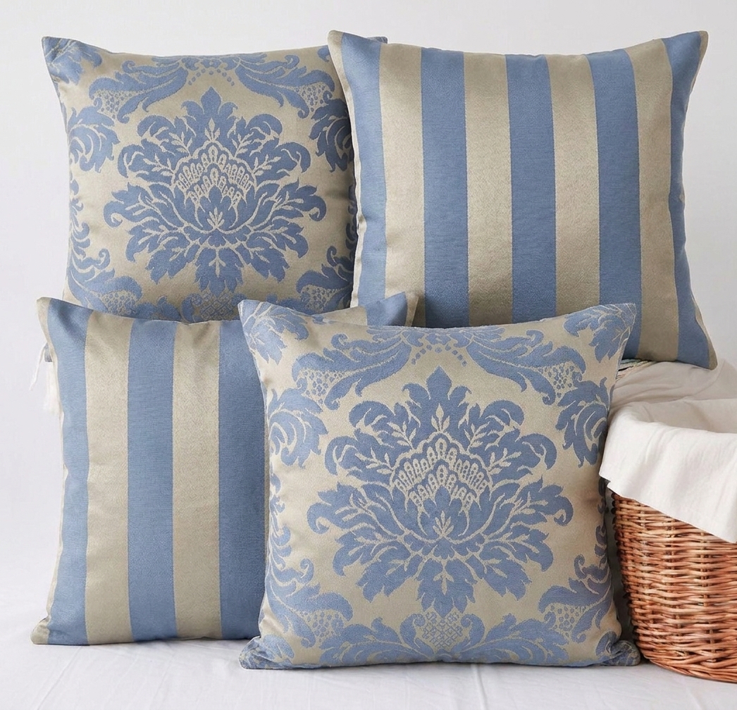04 Capas para Almofadas Jacquard 45x45cm Azul e Dourado